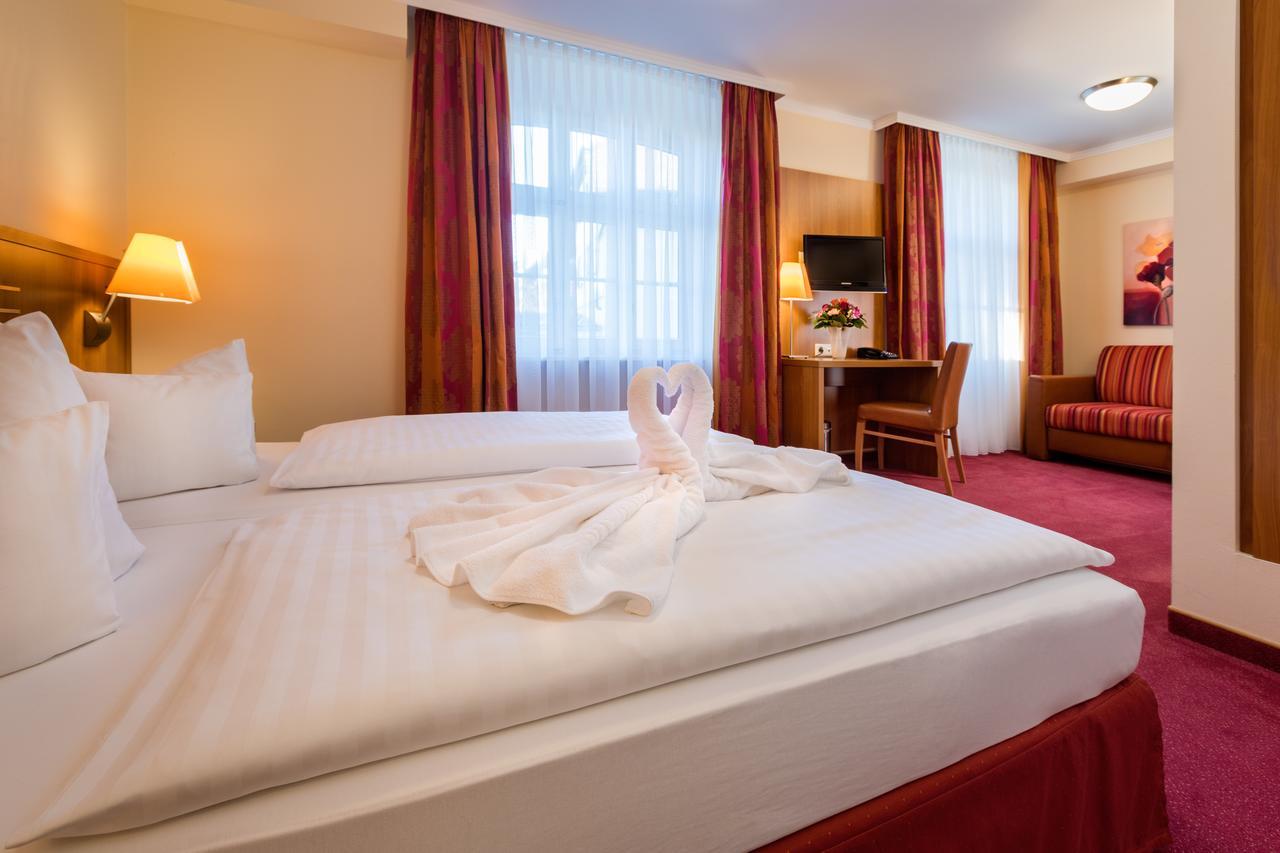 Hotel Vis A Vis Линдау Экстерьер фото